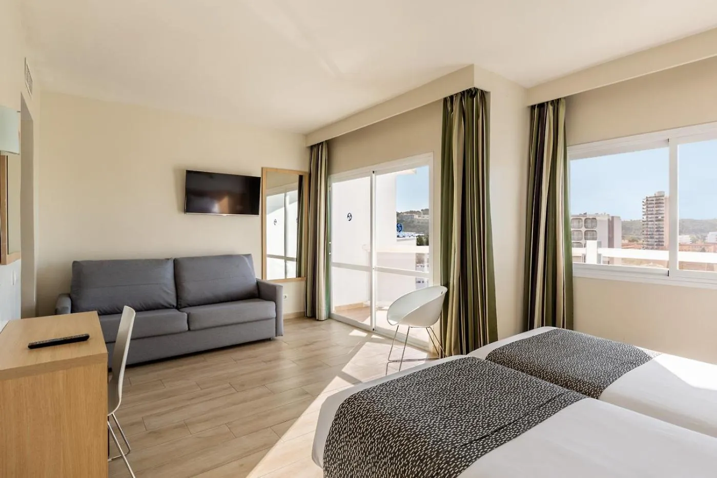 Hotel Samos (Adults Only) Magaluf  4*, Magaluf (Mallorca) Spain